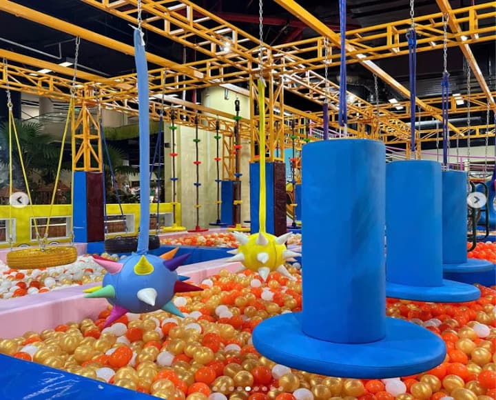 Vé cáp treo khứ hồi + Vé vui chơi Fantasy Kid | Vinpearl Harbour right-3