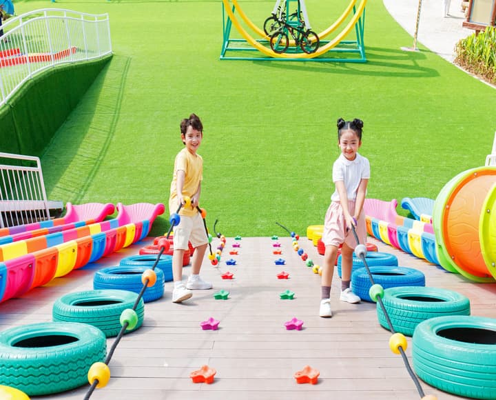 Vé vào cửa & set đồ ăn 100.000 VNĐ | VinWonders Water Park right-3