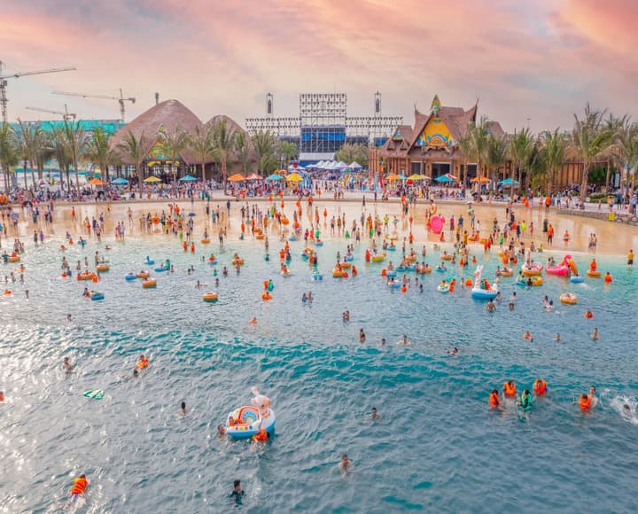 Vé Công viên Sóng & buffet 250.000 VNĐ | VinWonders Wave Park right-3