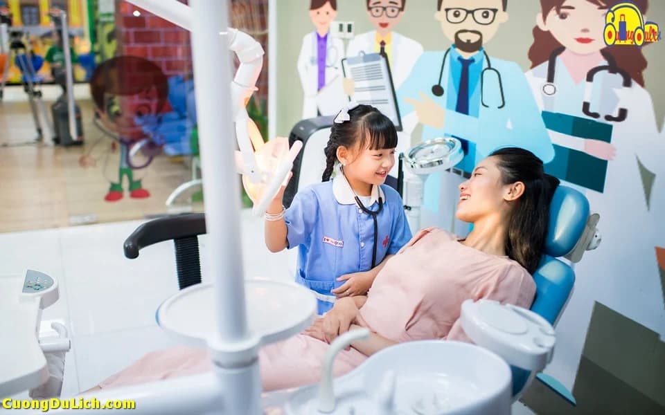 Combo vé vào cửa & set ẩm thực 60.000 VNĐ | Thủy Cung Vinpearl Aquarium Times City Hà Nội main