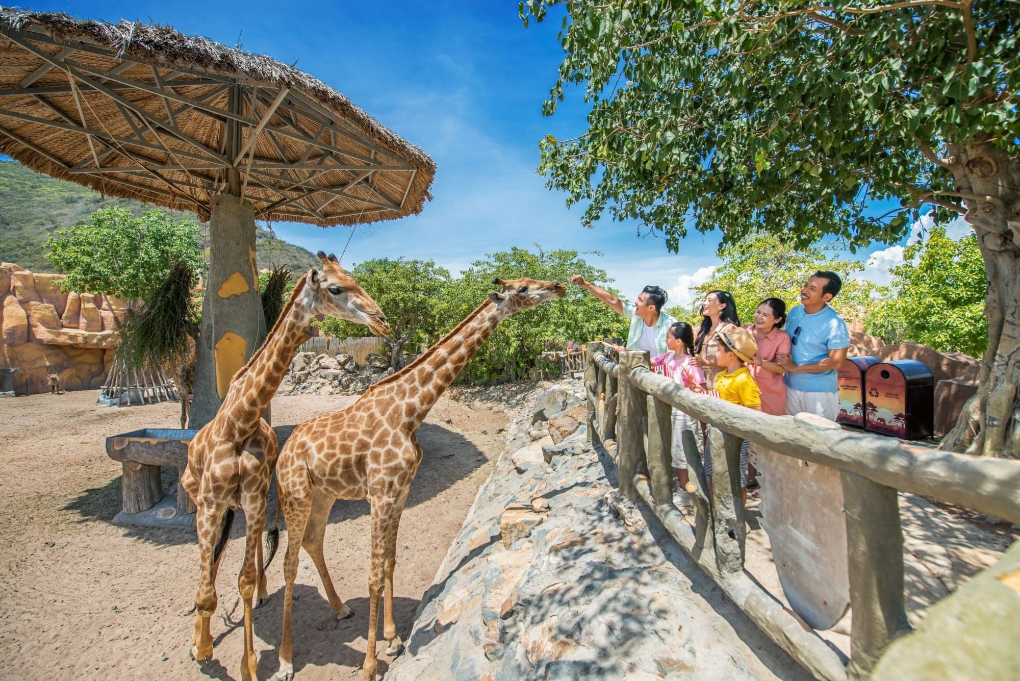 Tour 1 ngày bao gồm VinWonders + Buffet + Xông hơi Aquafield 2 giờ | Nha Trang Passport right-1